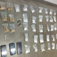 PM realiza duas prisões por tráfico de drogas em Feira de Santana