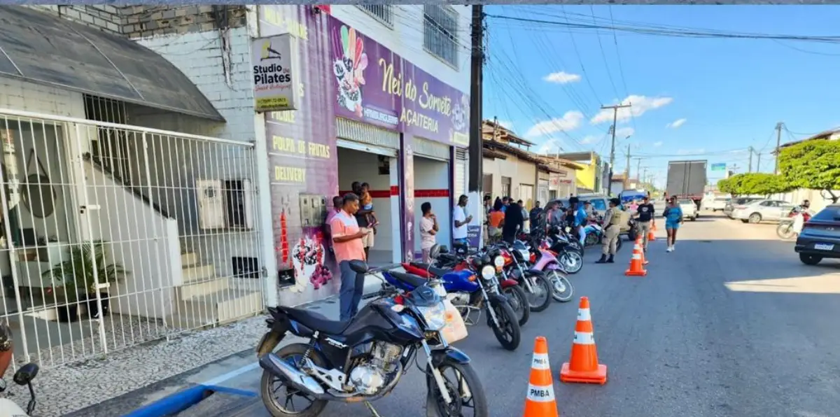 Veículos são apreendidos durante fiscalização da PM em São Gonçalo dos Campos e Conceição da Feira