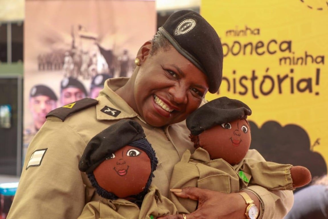 Boneca preta PM Boneca preta PM