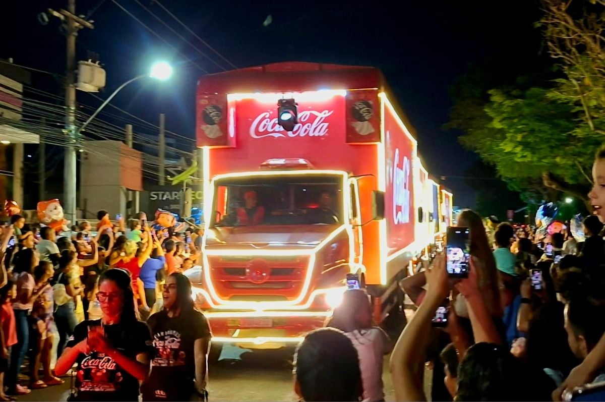 caravana da coca cola 2025 em Feira de Santana