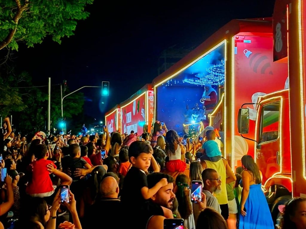 caravana da coca cola 2025 em Feira de Santana