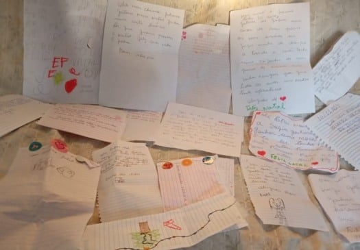 Cartinhas de Natal: professora promove campanha para fazer o Natal de crianças carentes mais feliz