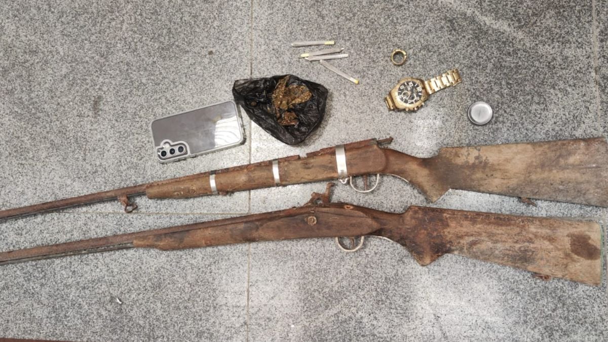 espingardas apreendidas em São Gonçalo dos Campos
