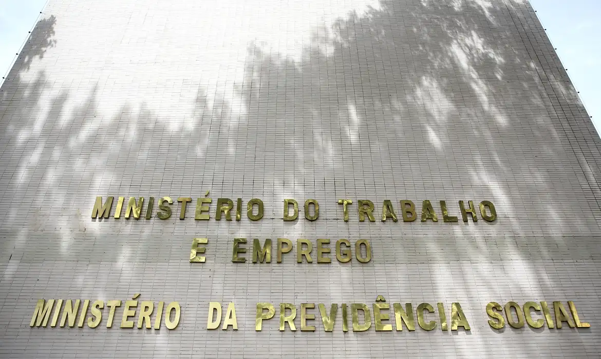 Secretário-executivo do Ministério da Previdência tem prisão determinada Secretário-executivo do Ministério da Previdência tem prisão determinada