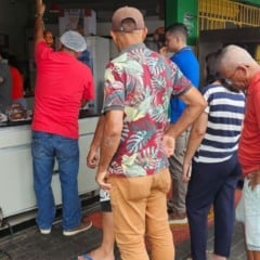 fila frango assado v&eacute;spera de natal