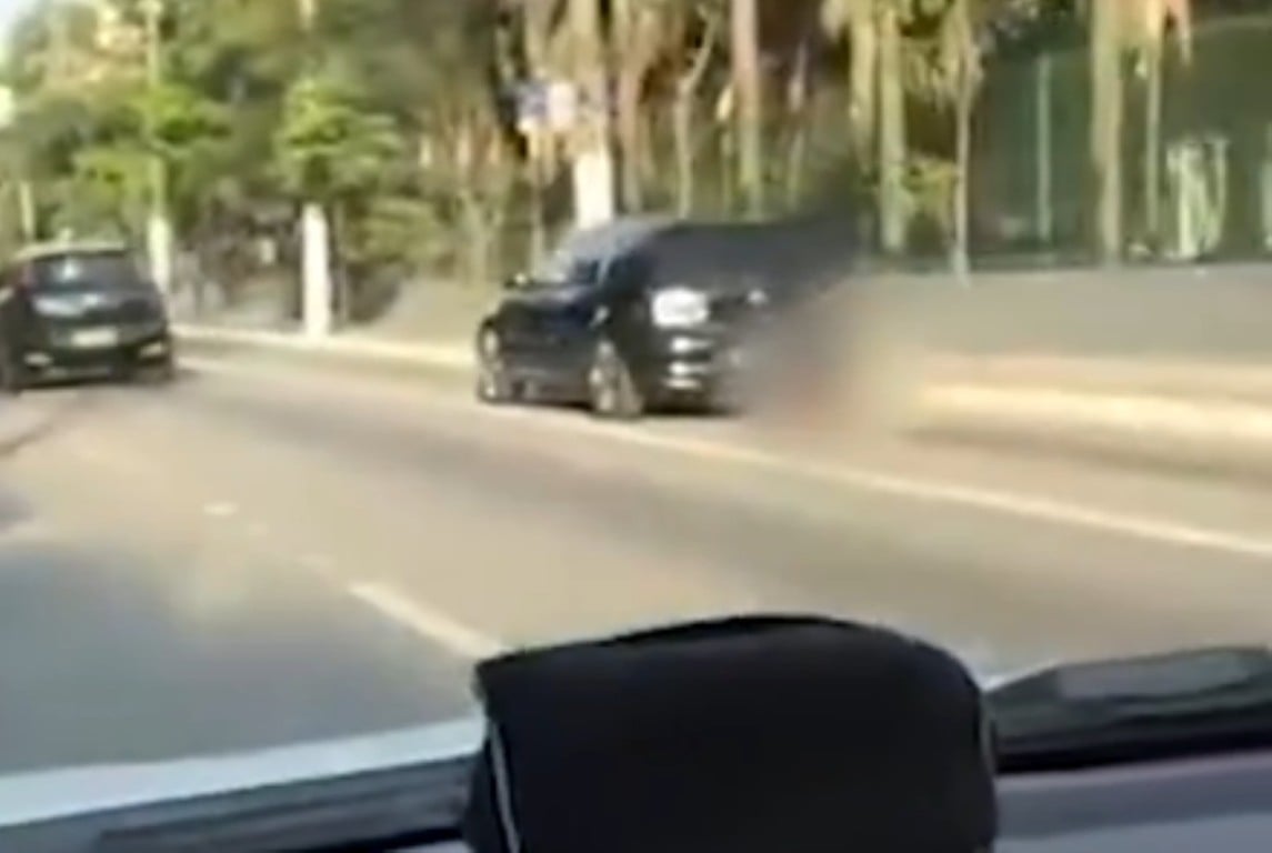 Homem atropela e arrasta mulher na Marginal Tietê em São Paulo