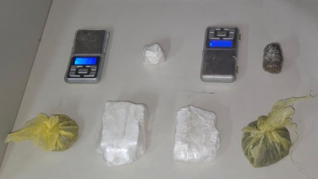 material apreendido no bairro baraúnas