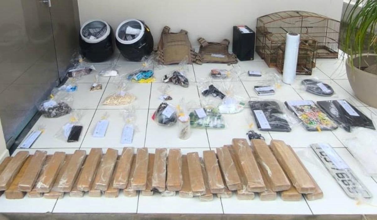 Cerca de 32 mil comprimidos para inibir sono são apreendidos em operação contra tráfico no sudoeste baiano Cerca de 32 mil comprimidos para inibir sono são apreendidos em operação contra tráfico no sudoeste baiano