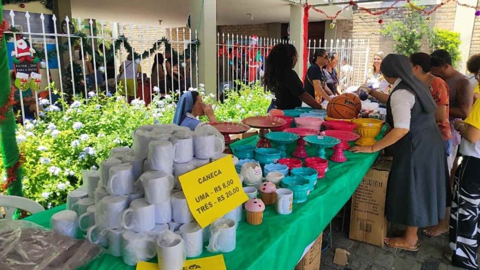 Quermesse Natalina do Dispensário Santana reúne comunidade e reforça arrecadação de recursos Quermesse Natalina do Dispensário Santana reúne comunidade e reforça arrecadação de recursos