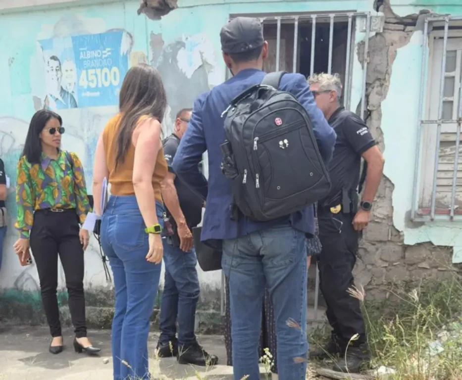 Polícia prende mulher por maus-tratos e resgata cão em estado crítico em Feira de Santana