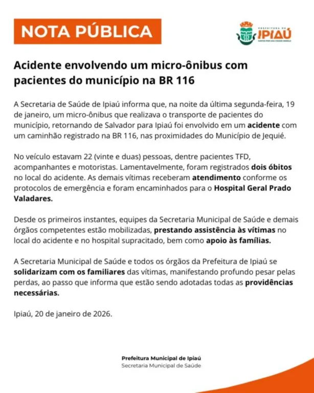 Dois pessoas morrem e 20 ficam feridas na BR-116 após acidente com micro-ônibus da Prefeitura de Ipiaú
