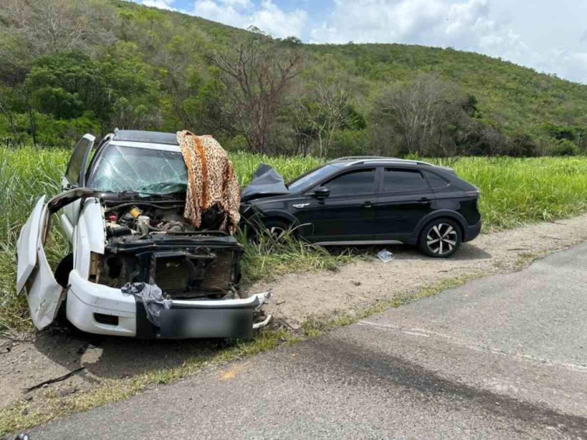Homem de 53 anos morre após colisões na BR-116