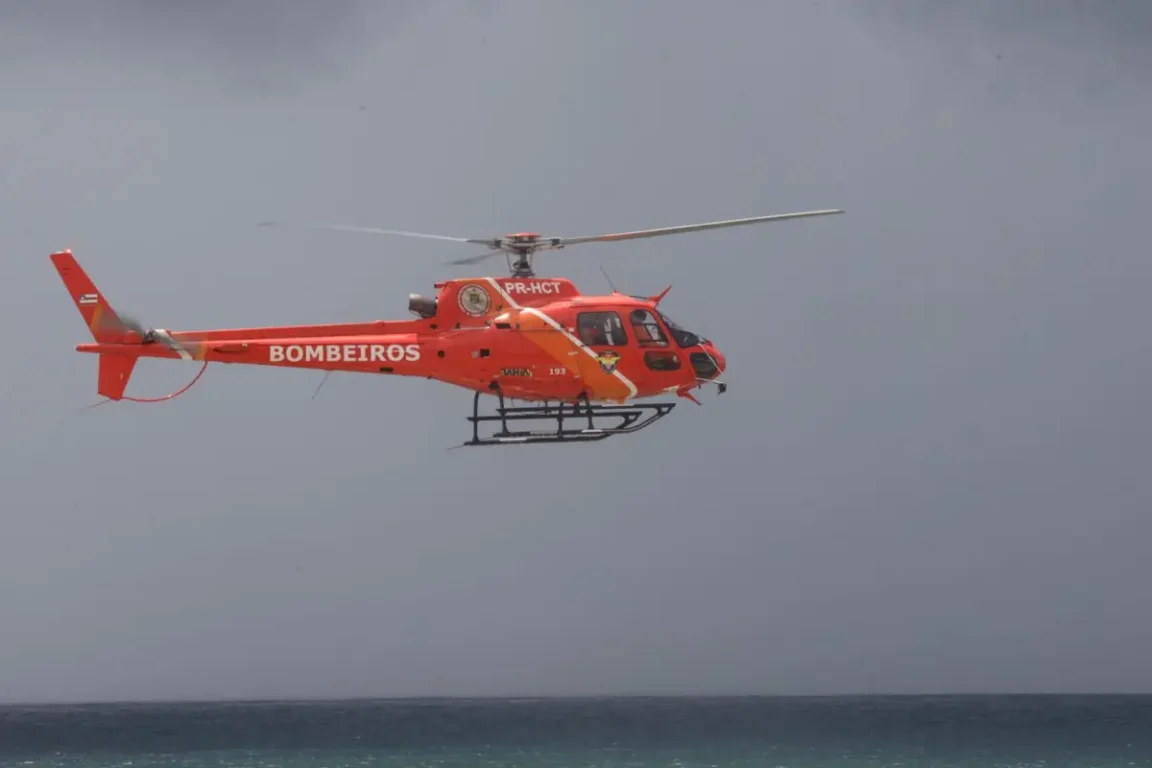 Resgates aquáticos com uso de aeronaves reforça Operação Verão no litoral baiano Resgates aquáticos com uso de aeronaves reforça Operação Verão no litoral baiano