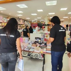 Fiscaliza&ccedil;&atilde;o do Procon em lojas de material escolar