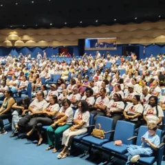 Projeto M&atilde;os Solid&aacute;rias alfabetiza quase mil jovens, adultos e idosos em Feira de Santana