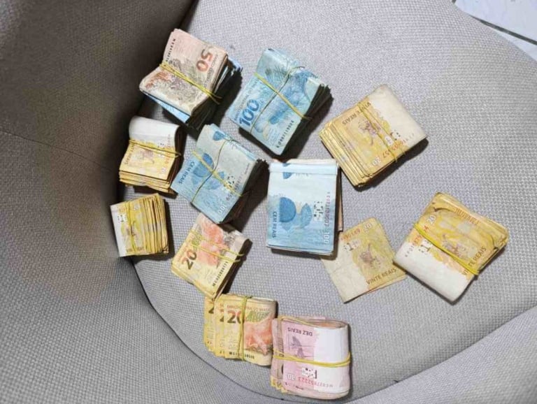 Polícia desarticula esquema milionário de desvios e lavagem de dinheiro em Itapetinga