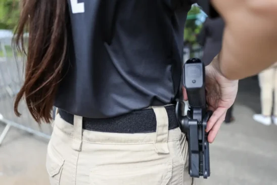 Homem é preso em flagrante após ameaçar ex-companheira por telefone em Feira de Santana