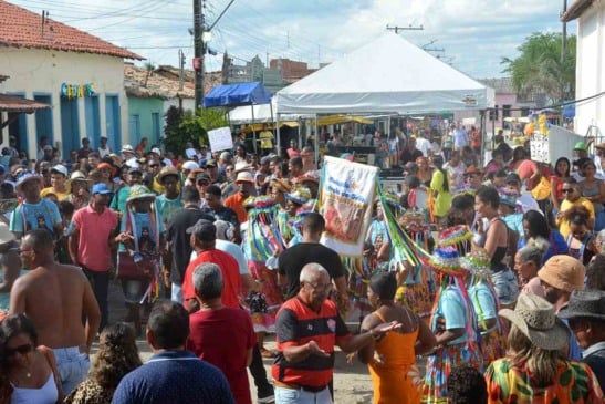 Reisado de São Vicente mantém viva a tradição da Folia de Reis em Feira de Santana | Foto: Izinaldo Barreto/ Arquivo