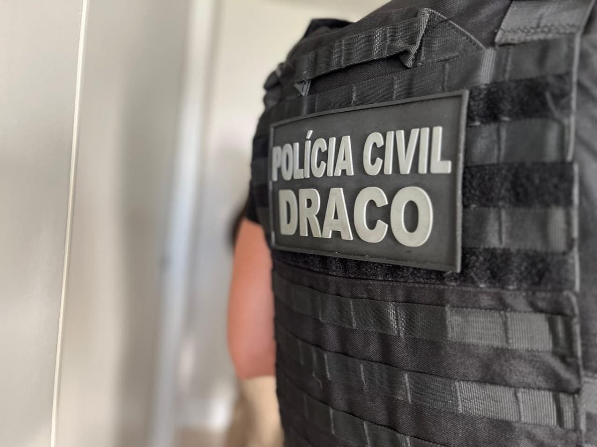 Suspeita de fraude em contratos de tecnologia é alvo de ações da Polícia Civil em Feira de Santana | Foto: Filipe Conceição e Lucas Cerqueira/ Ascom PCBA Suspeita de fraude em contratos de tecnologia é alvo de ações da Polícia Civil em Feira de Santana | Foto: Filipe Conceição e Lucas Cerqueira/ Ascom PCBA