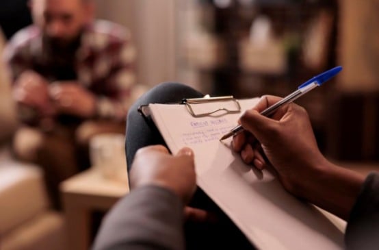 Janeiro Branco alerta para alta incidência de transtornos mentais e reforça a importância do diagnóstico precoce