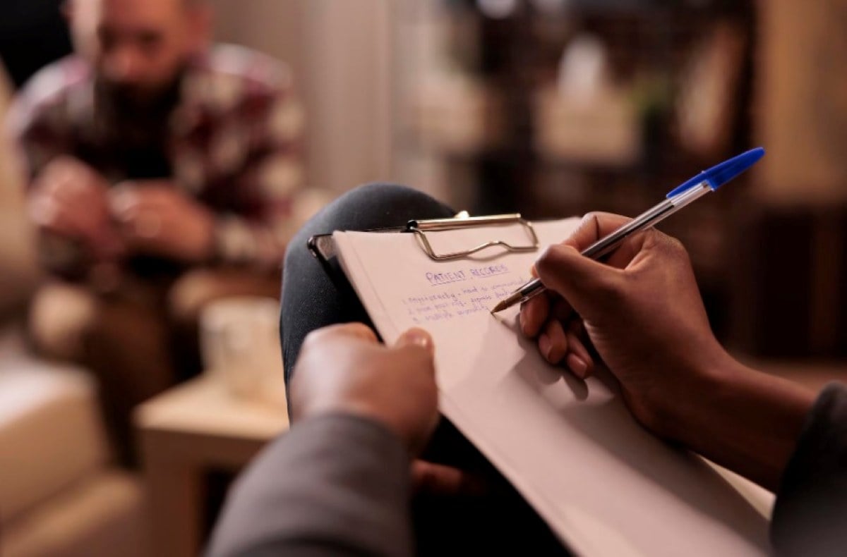 Janeiro Branco alerta para alta incidência de transtornos mentais e reforça a importância do diagnóstico precoce