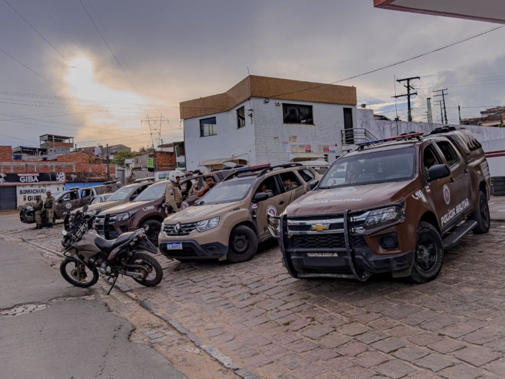policias PM polícia viatura Ipiaú