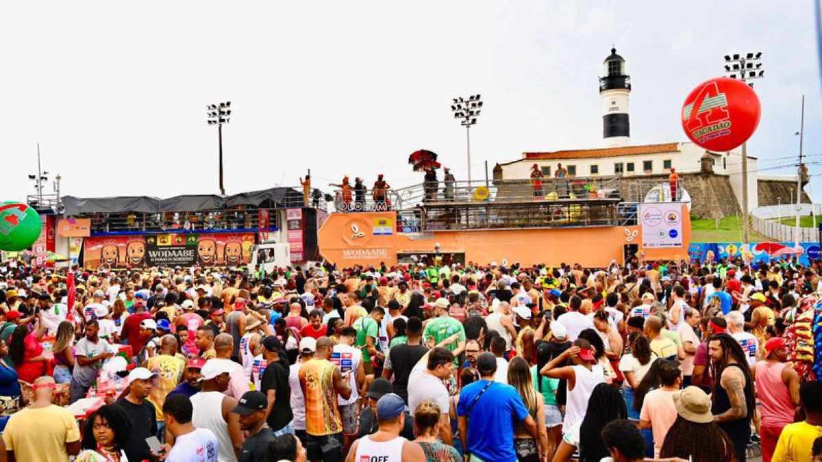 Bloco afro Olodum será o primeiro a desfilar no Circuito Dodô, reafirmando sua importância histórica desde 1988
