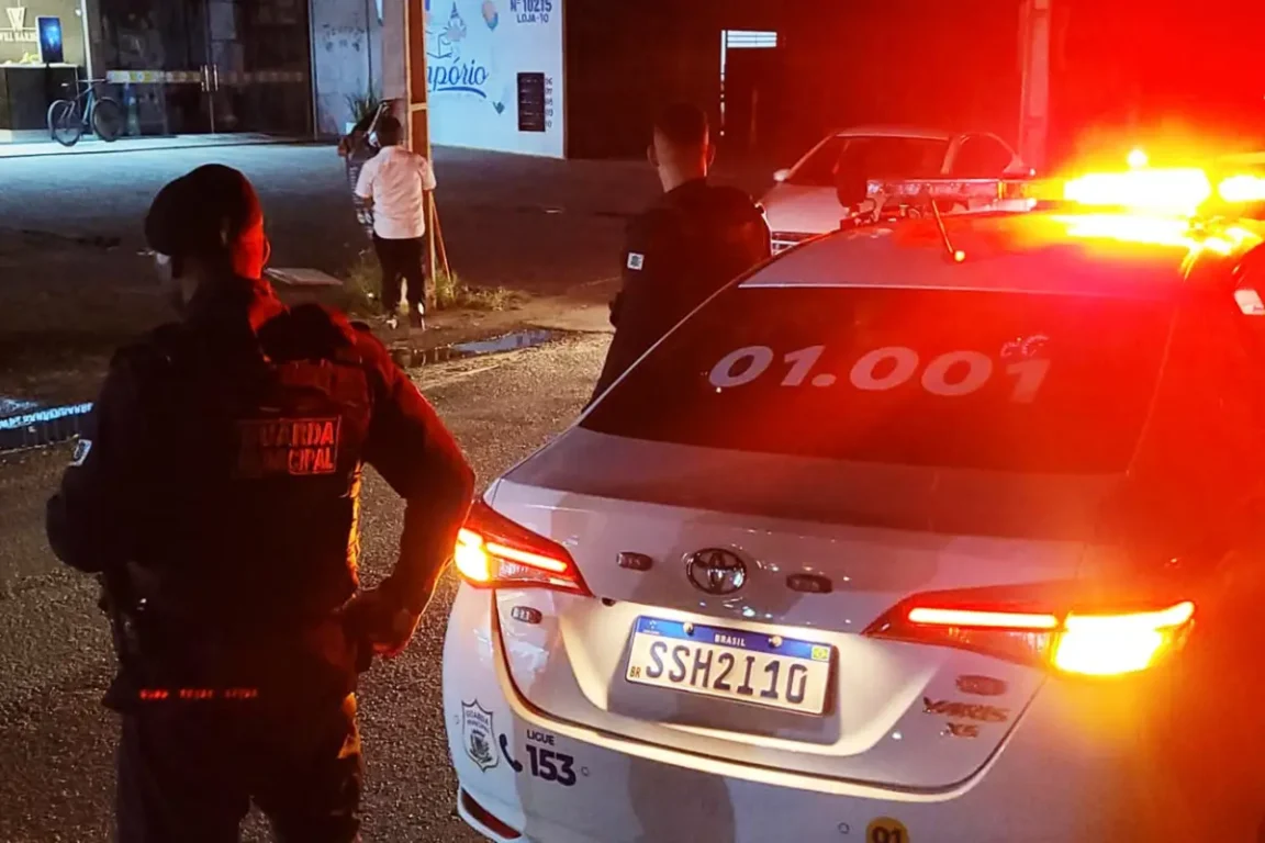 Semmam retira mais de 800 peças publicitárias irregulares em Feira de Santana