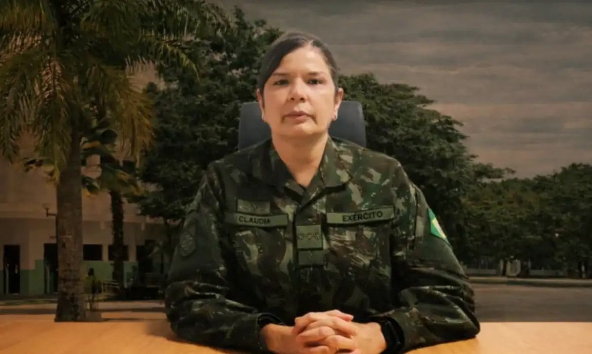 Coronel-médica Claudia Lima Gusmão Cacho