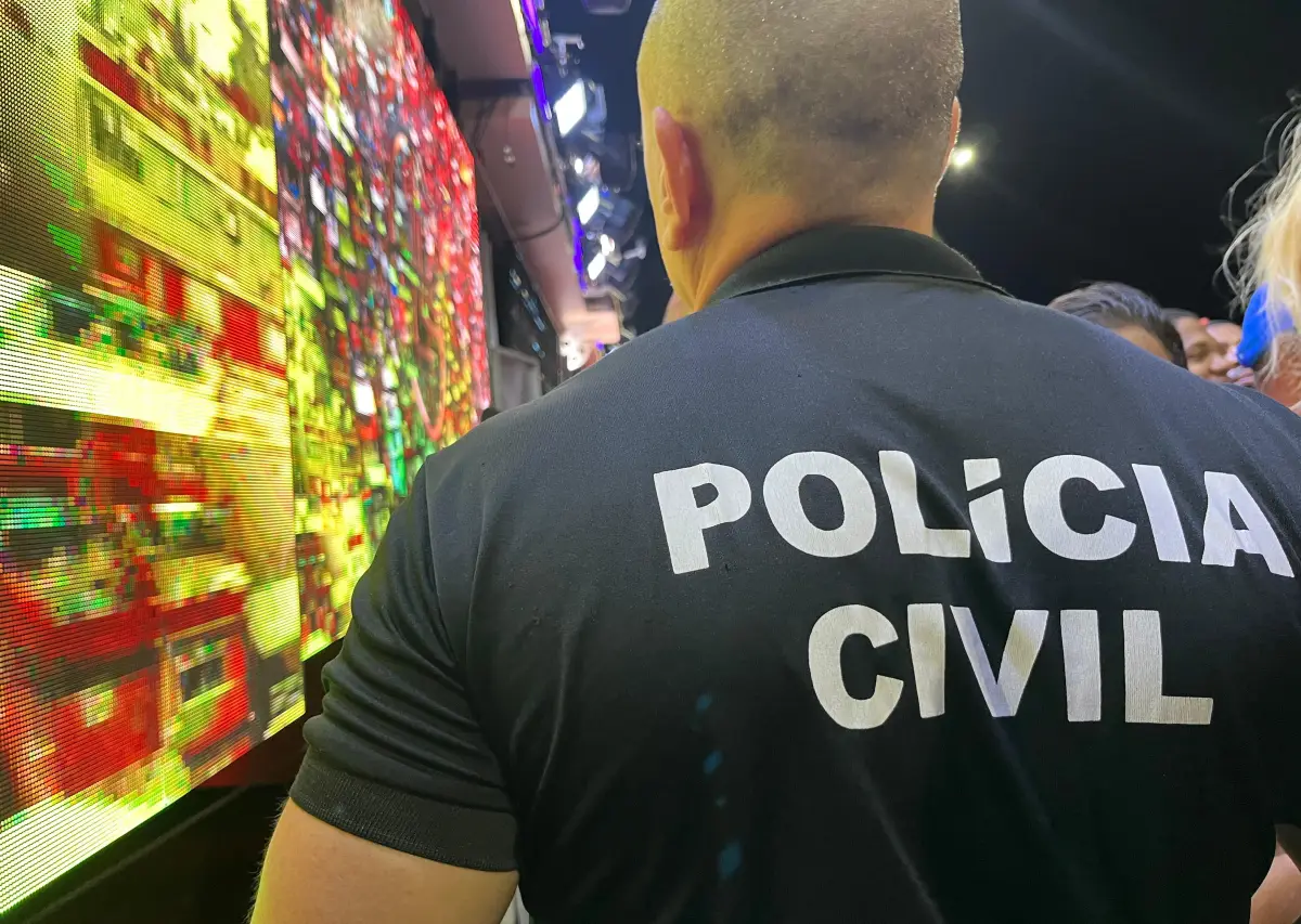 Após assediar mulher no pré-carnaval, homem é retirado do circuito pela Polícia Civil