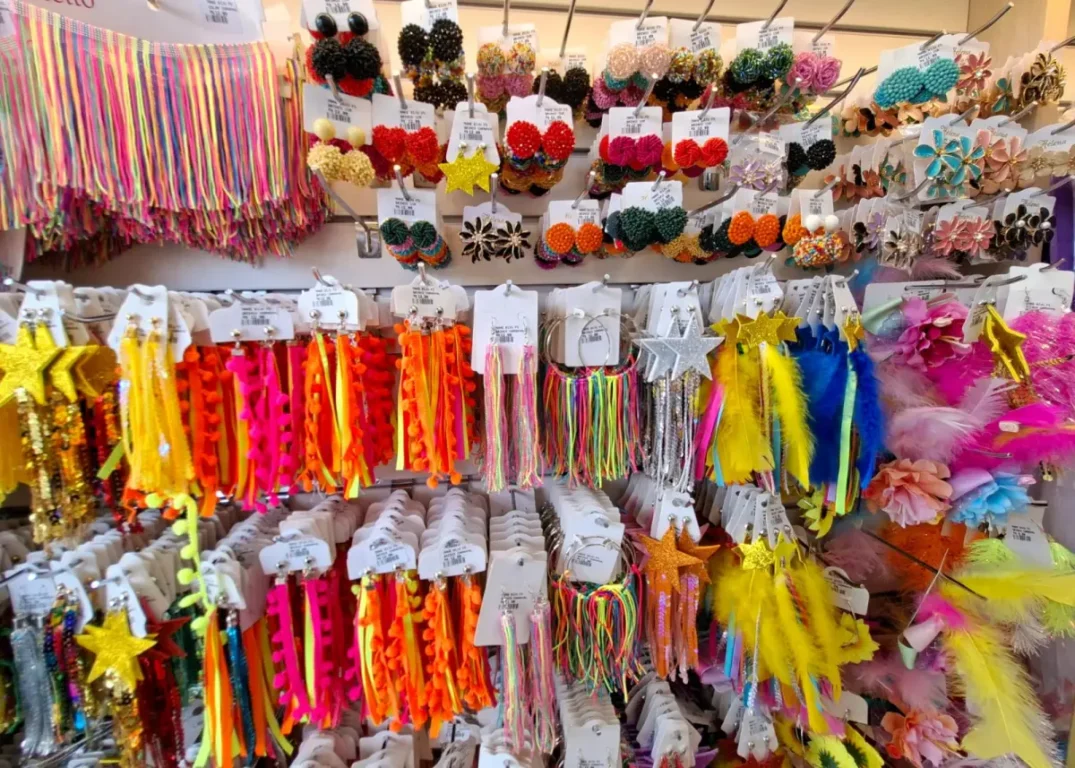 Veja o que encontrar no comércio de Feira de Santana para curtir o Carnaval de Salvador