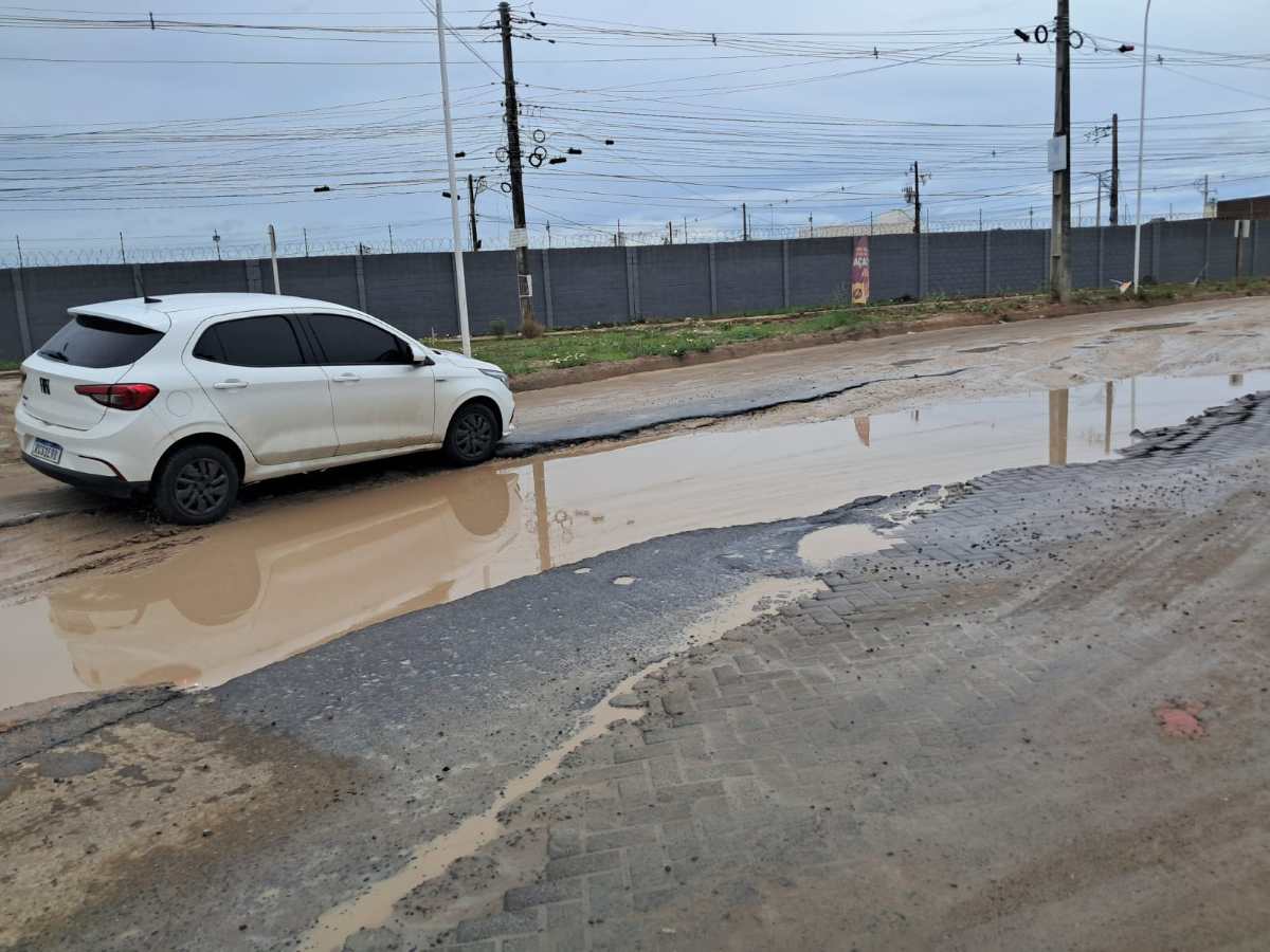 Rua Rubens Francisco Dias, no Papagaio