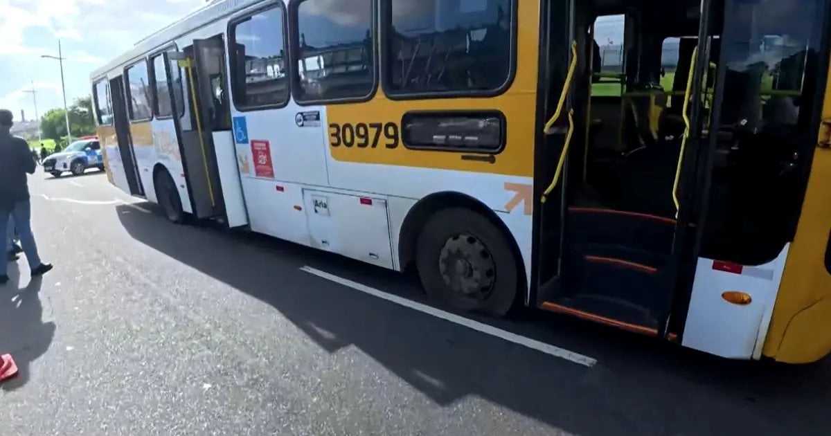 Ex-funcionário pega ônibus sem autorização em Salvador
