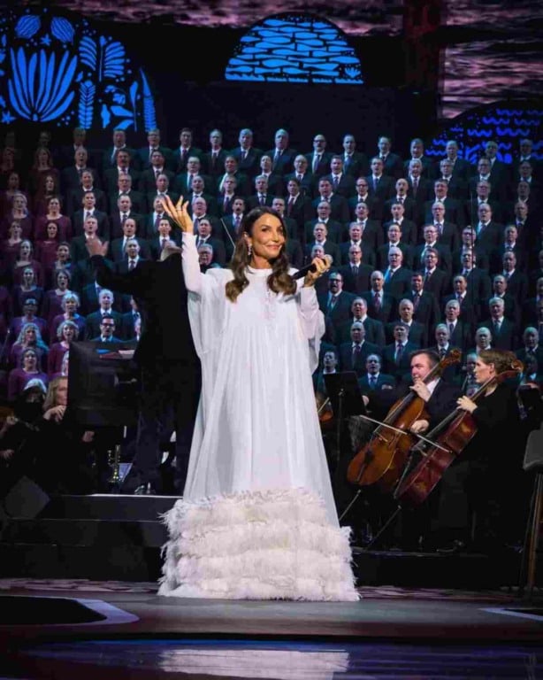 Ivete Sangalo se apresentou ginásio do Ibirapuera após queda em casa