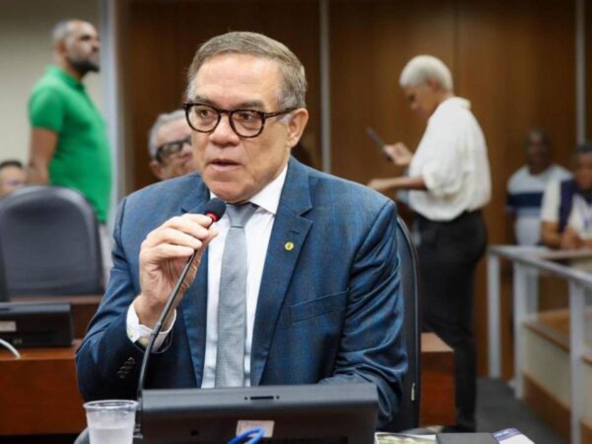 deputado Luciano Ribeiro