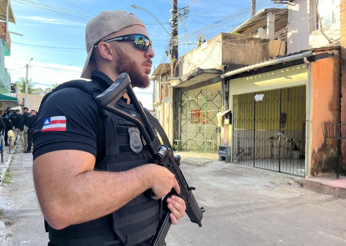 Polícia Civil realiza buscas sobre a morte de adolescente Thamiris Pereira em Itinga