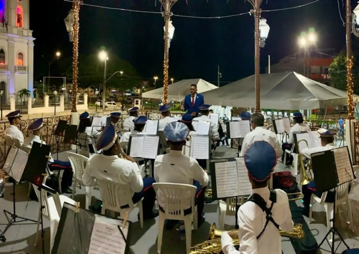 Projeto Retreta resgata tradição das bandas filarmônicas e encanta público em Feira de Santana