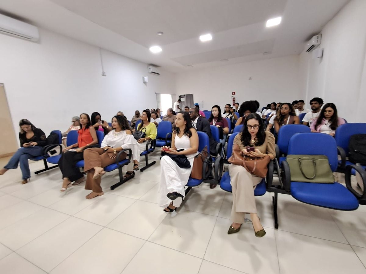 Violência doméstica e familiar é tema de treinamento na sede da OAB em Feira de Santana