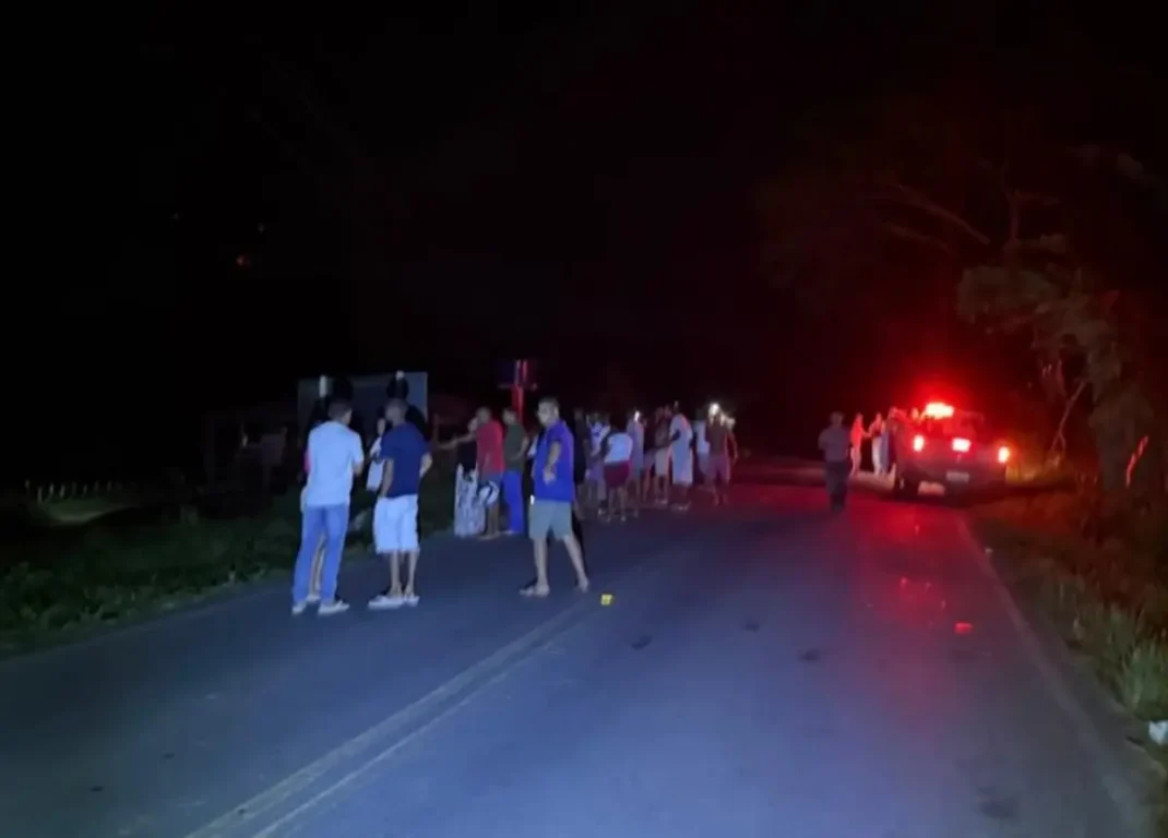 Motorista embriagado é preso após atropelar e matar irmãos de 5 e 13 anos na BA-120