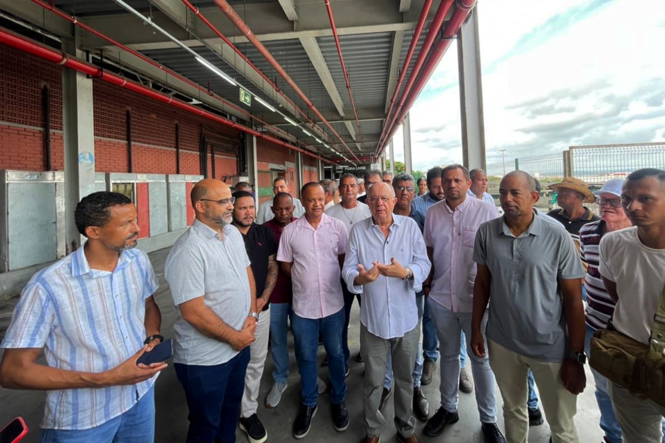 Prefeitura entrega melhorias e anuncia novas obras no Centro de Abastecimento
