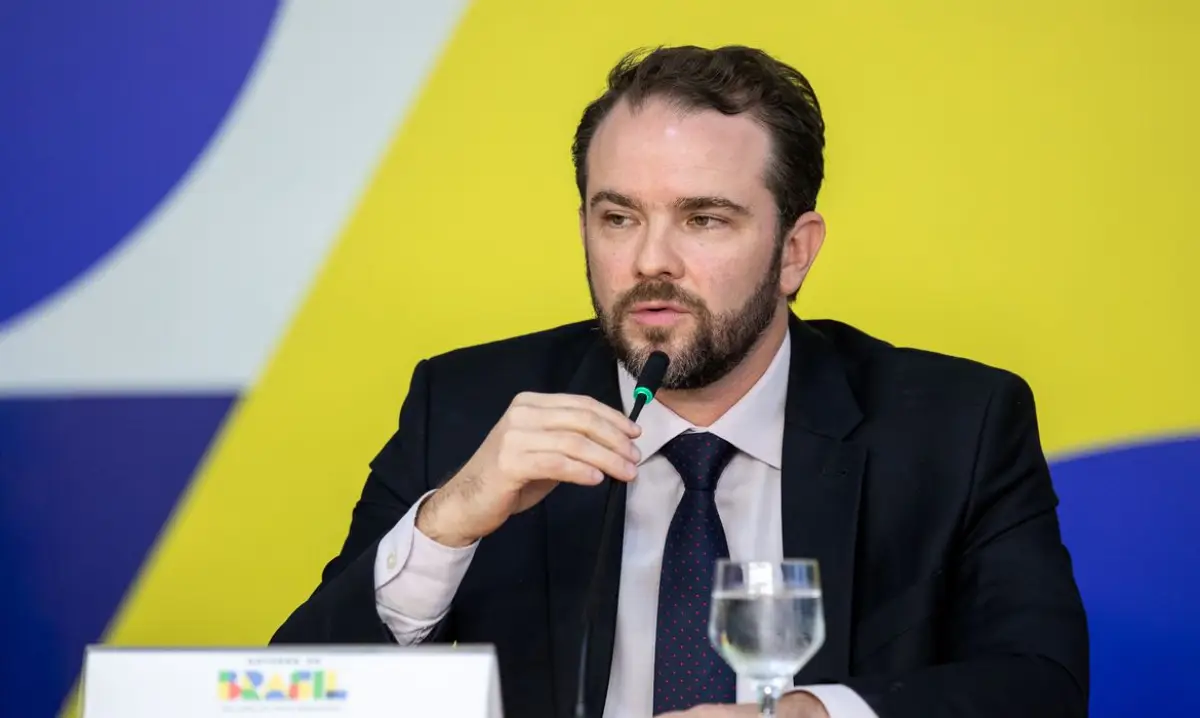 Proposta de subsídio ao diesel importado tem adesão de 25 estados, diz Ministério da Fazenda 