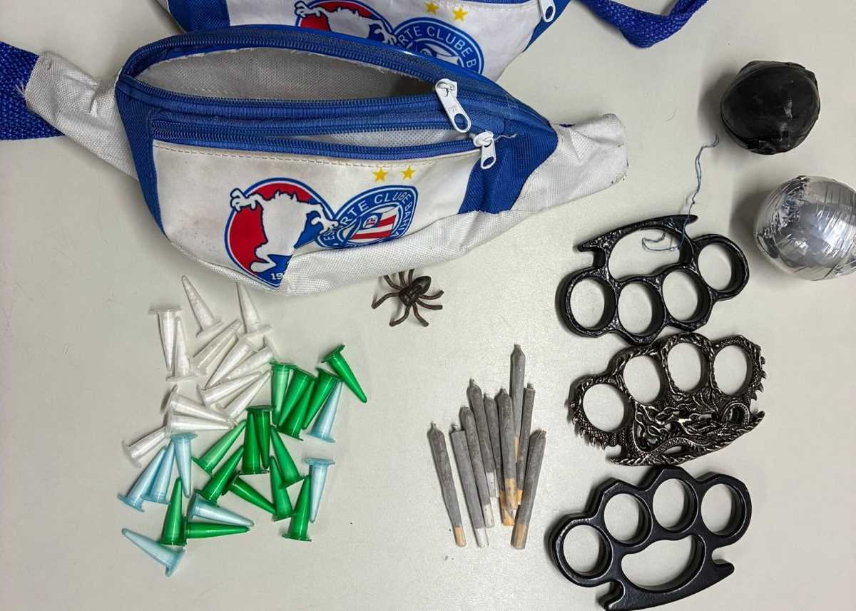 Explosivos são apreendidos e PM detém integrantes de torcida organizada em Salvador