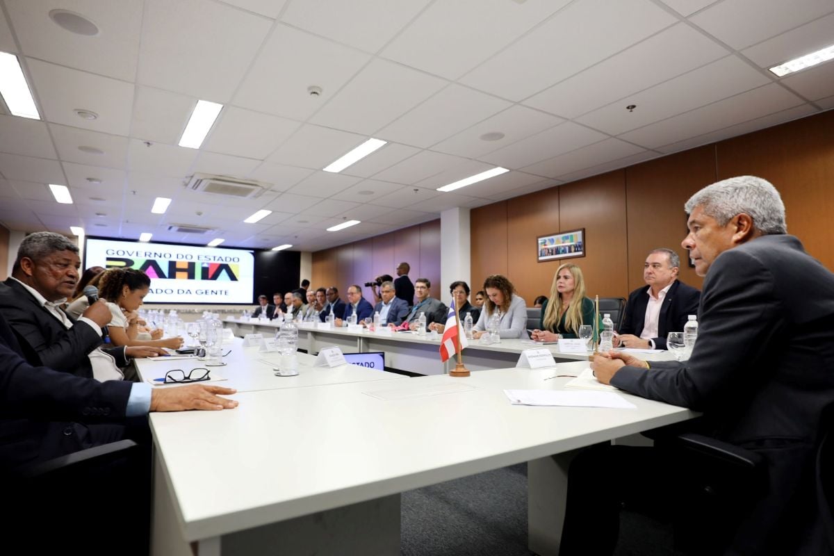 Governo firma convênio inédito para regulação de resíduos sólidos