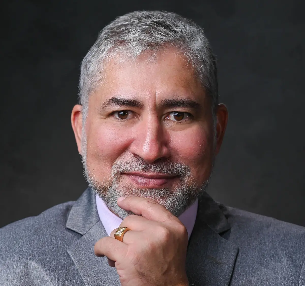 Multifacetado, Alfredo de Morais Neto lançará livro na Bienal do Livro da Bahia 2026