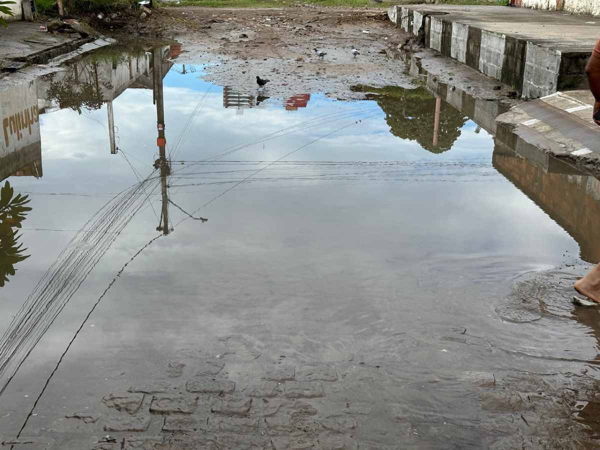Chuvas provocam alagamentos em diversos bairros de Feira de Santana e moradores cobram solução