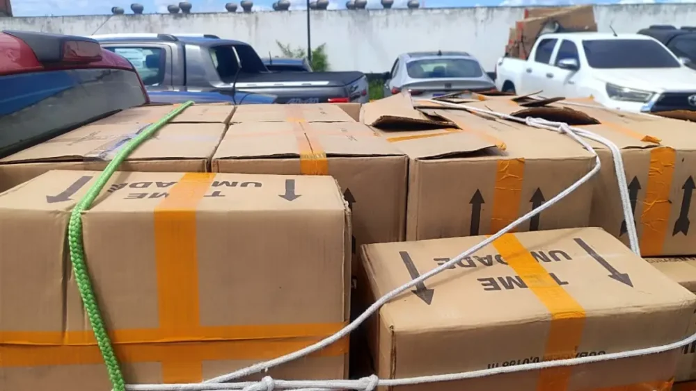 Operação Cefaleia prende suspeitos de envolvimento em roubo milionário de medicamentos em Feira de Santana Operação Cefaleia prende suspeitos de envolvimento em roubo milionário de medicamentos em Feira de Santana