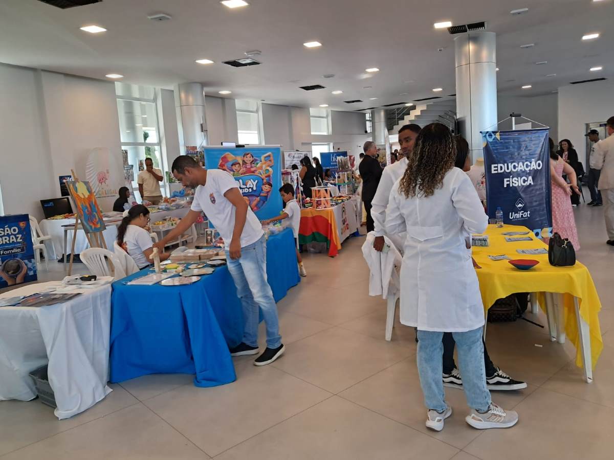 Fórum em Feira de Santana debate neurodivergência, saúde mental e inclusão