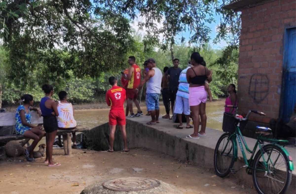 Homem desaparece após entrar no Rio Jequitinhonha para tomar banho