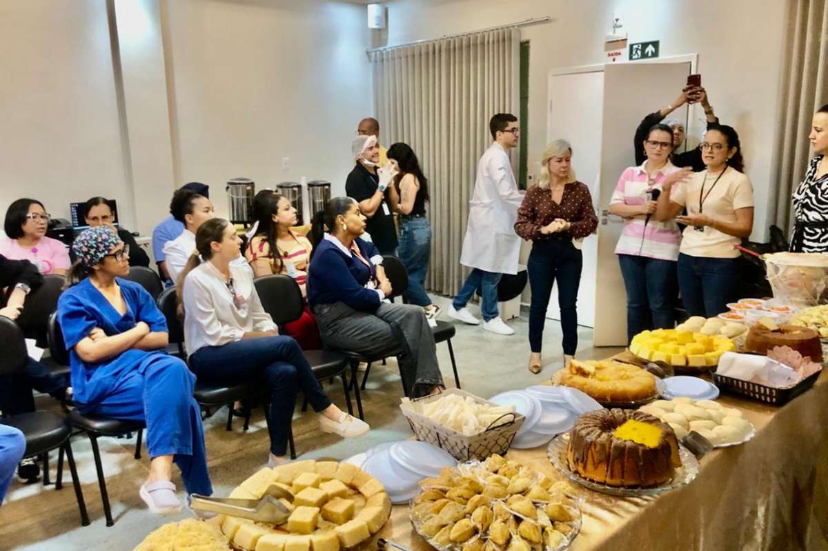 Hospital da Mulher celebra Dia da Enfermagem com homenagens em Feira de Santana