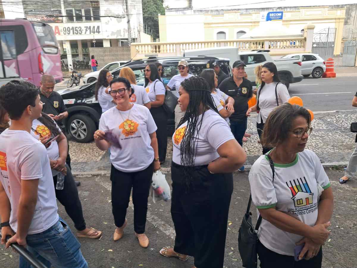 Maio Laranja: Rede de Proteção realiza ato em defesa de crianças e adolescentes em Feira de Santana
